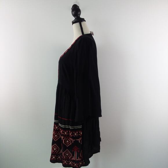 Flying Tomato Embroidered Black Midi Boho  Cottage Dress Sz L - Picture 3 of 10